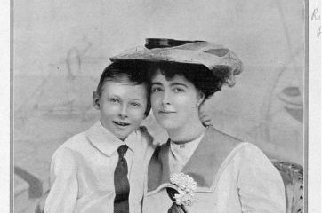 Książęca rodzina na regatach w Cowes w 1909 r.