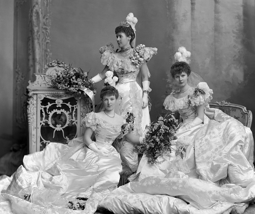 Lady Georgina Belhaven and Stenton z córkami Leonore i May, 1898 r., ©V&A Museum, London