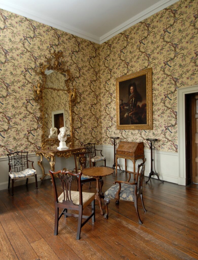 19. Grey Room Temple Newsam Adam Toole 2008