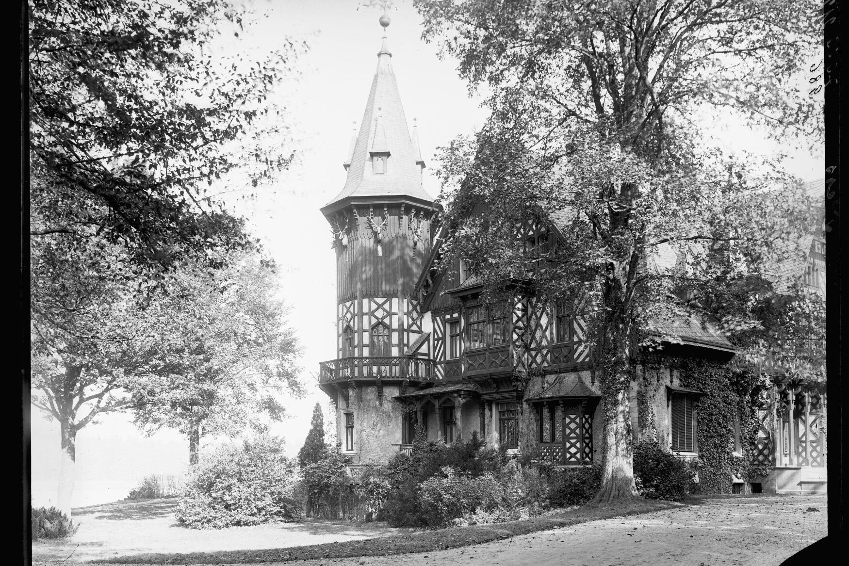 5. Zameczek Promnice, ok. 1913, Narodowe Archiwum Cyfrowe